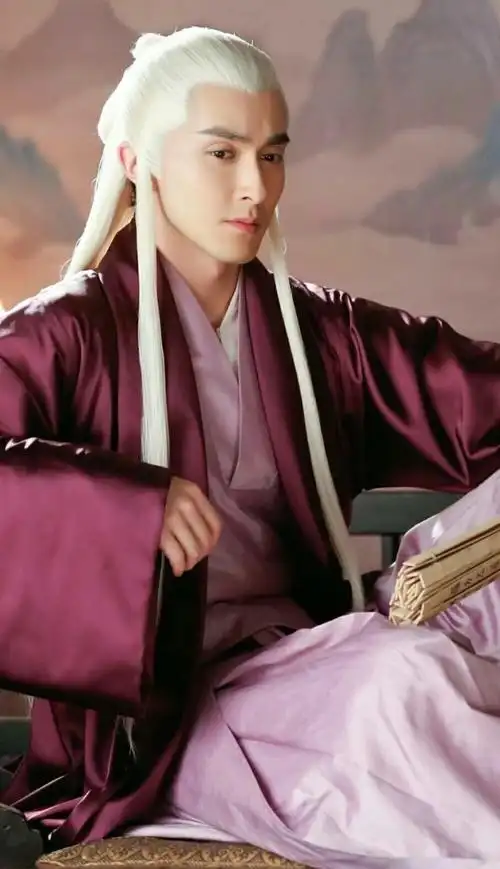 灼灼其华三生三世十里桃花东华帝君