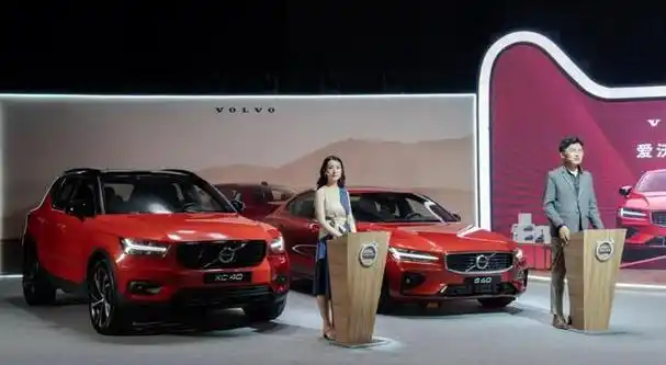 很显然,沃尔沃精心策划的《爱沃,请回答》的精彩直播带货,不仅成功