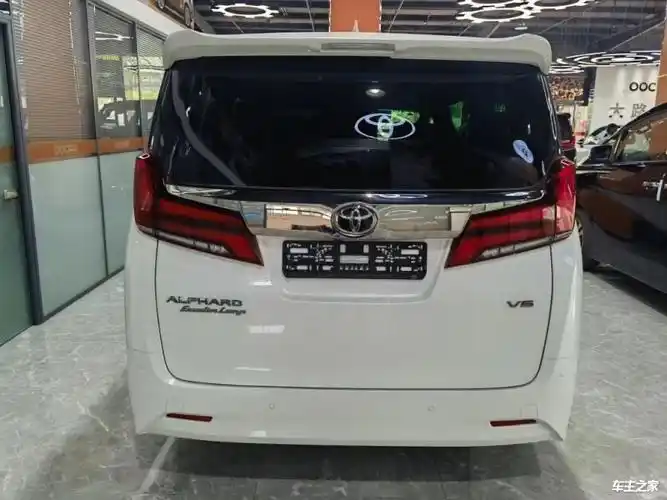 深圳庆红商务名车埃尔法欧版团购价格137万起