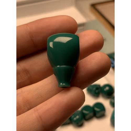 天魅雪巴琉璃玉化西施壶三通 墨绿色10