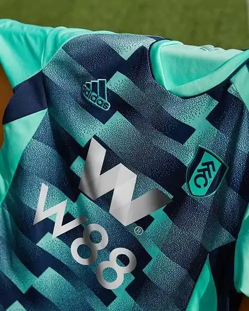 富勒姆2022/23赛季主客场球衣