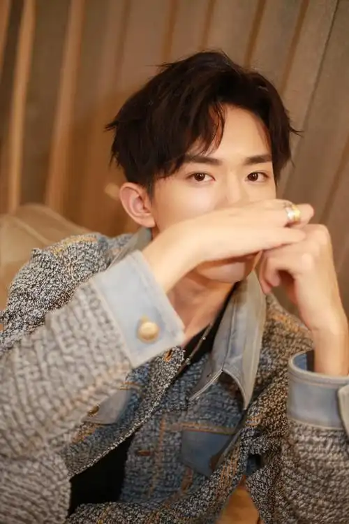 射手座的易烊千玺和这五种女生最有缘,你一定在里面!