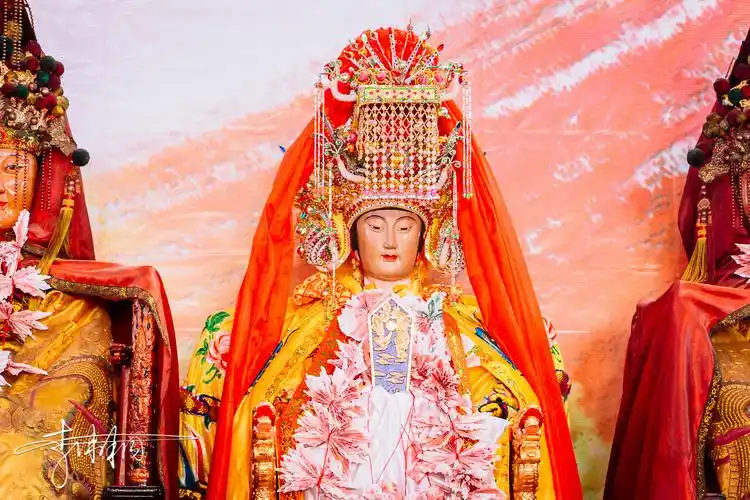 潮汕某地妈祖眨眼显灵你看到了吗