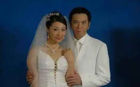 温兆伦狂换11任女友吃软饭要分手费爱情烂到电视剧都不敢演