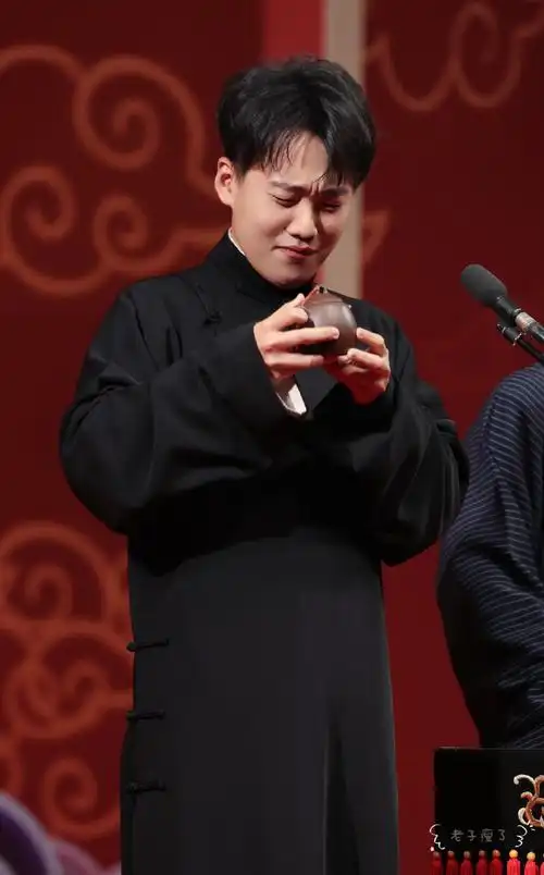 郭麒麟终于穿大褂了##郭麒麟