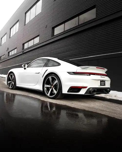 这选装太有品了吧 070707保时捷911 turbo s 白色油漆 素雅实木