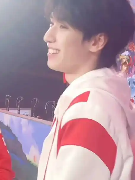 严浩翔王者荣耀品牌代言人##时代少年团全员发博了