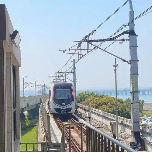 千与千寻同款海上地铁