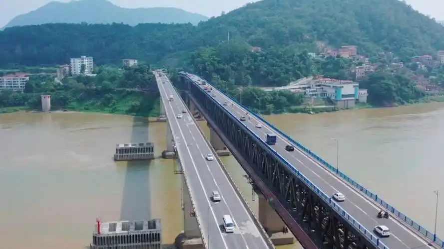 肇庆市西江大桥