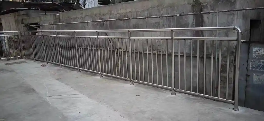 不锈钢护栏 天桥景观河道桥梁围栏定制 道路防护设施隔离护栏