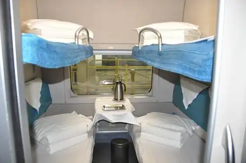 铁路开行北京至广州,深圳高铁动卧 卧铺最低990元(图)