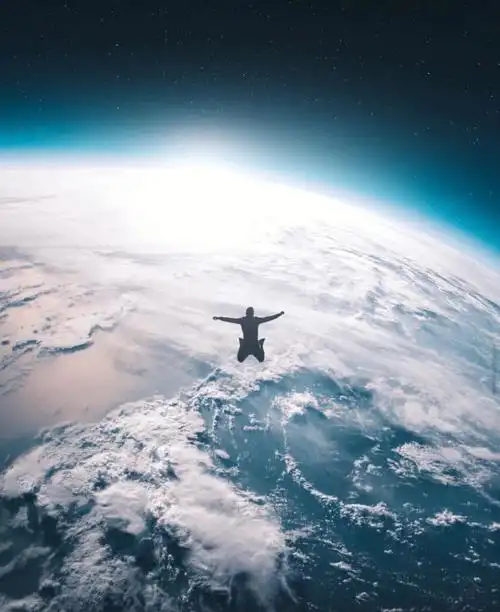 梦  #科幻 #未来感 #视觉 #太空遨游  #太空漫步  #孤独  #孤独星