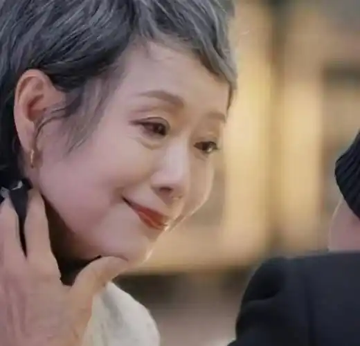 不要看如今的叶童不修边幅,当年的她漂亮到关之琳都被比下去了_纪凌尘