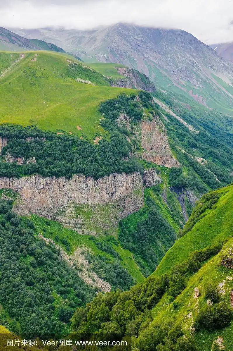 高加索山脉的自然