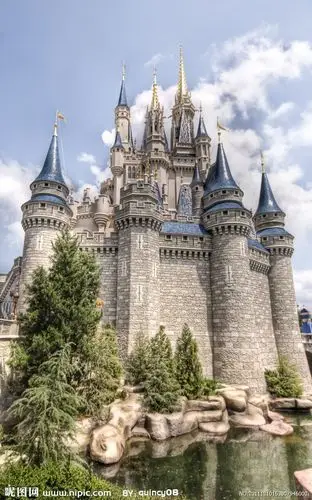 欧式尖塔城堡图片[摄影图,jpg]_百度图片