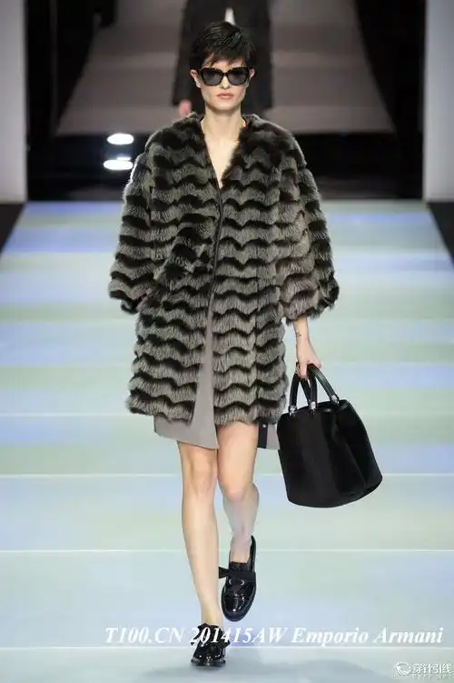 15年新款皮草水貂为主收集的图片 走秀 订货会 画册的图片 收费网站上