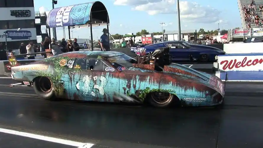 实在太强悍了 暴力改装车直线加速秀