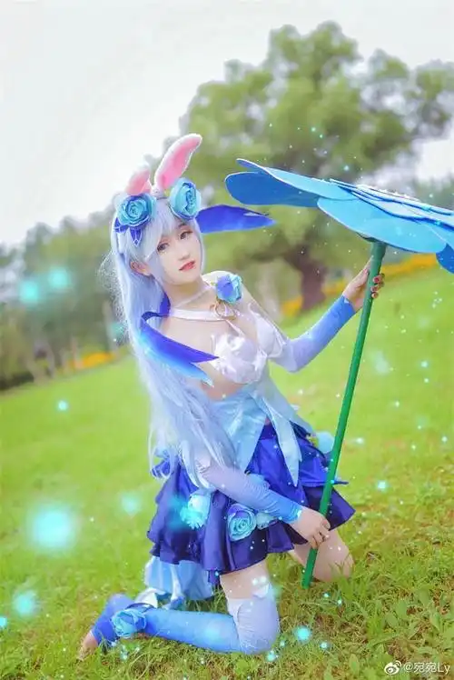 王者荣耀cos公孙离花间舞组图