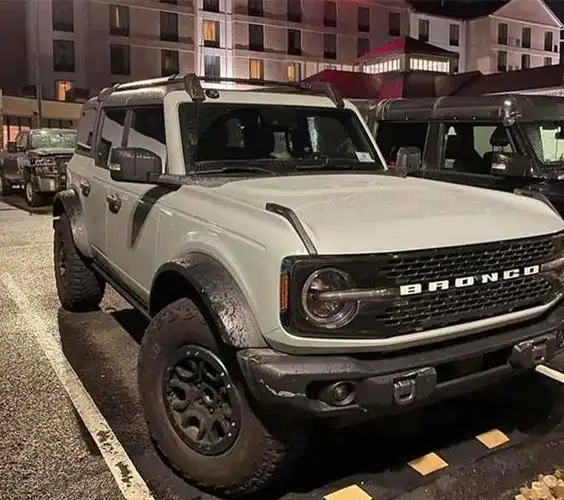 福特最帅suv实车亮相27t引擎三把锁比牧马人香