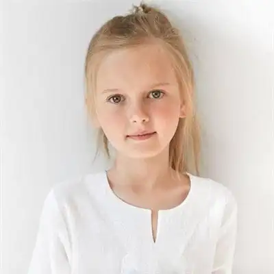 可爱软萌外国小孩头像 宠娃女孩子专用_女生头像_美头网