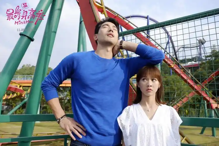 《最萌身高差》高以翔搭小花旦 壁咚胸咚样样来电_华语_电影网_1905.