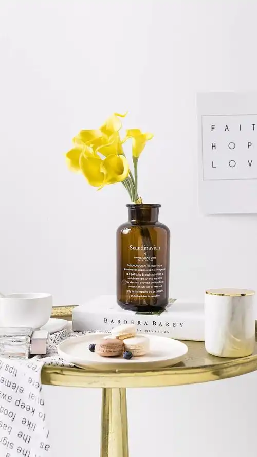 清新透明花瓶静物图片手机壁纸