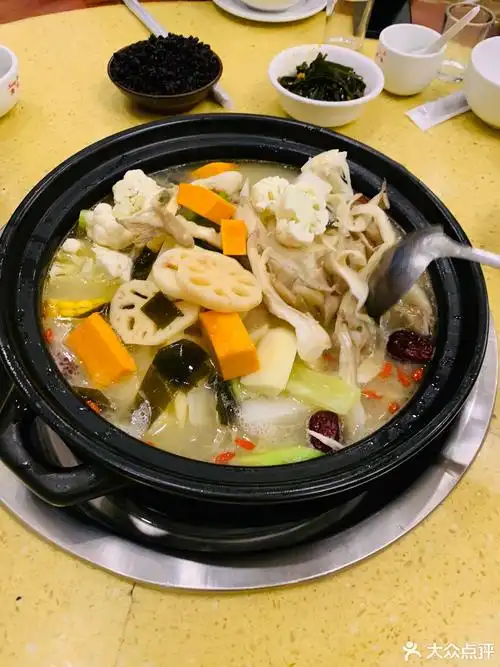 五谷香养身汤锅