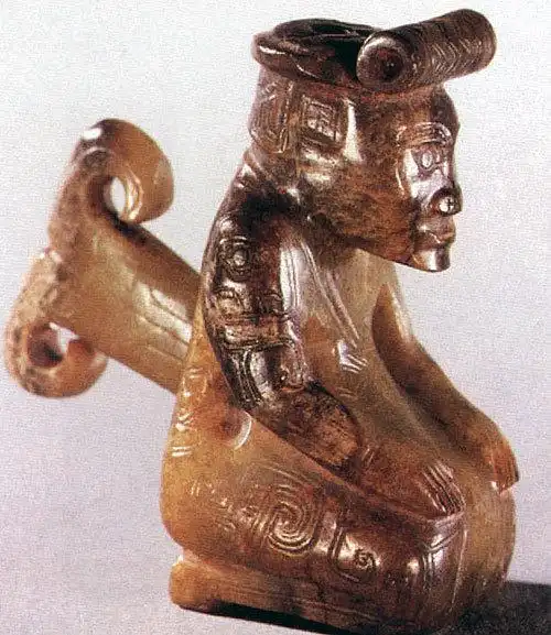 妇好跪坐玉人(文化遗产)妇好跪坐玉人,1976年殷墟妇好墓出土,现藏中国