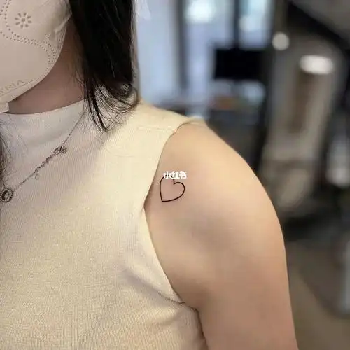 上海纹身小清新纹身爱心纹身女生纹身