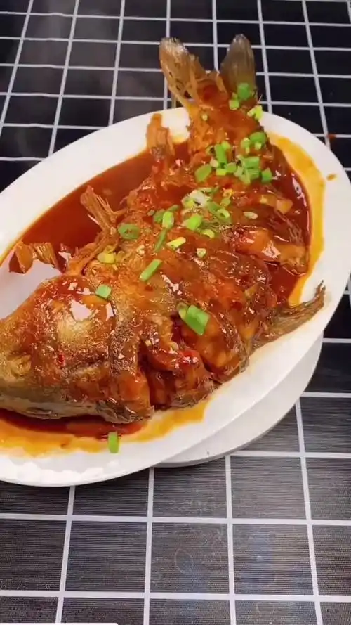 红烧鲤鱼家常做法