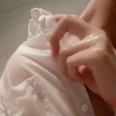 撩人男头部位男头高清性感露锁骨的男生部位头像图片