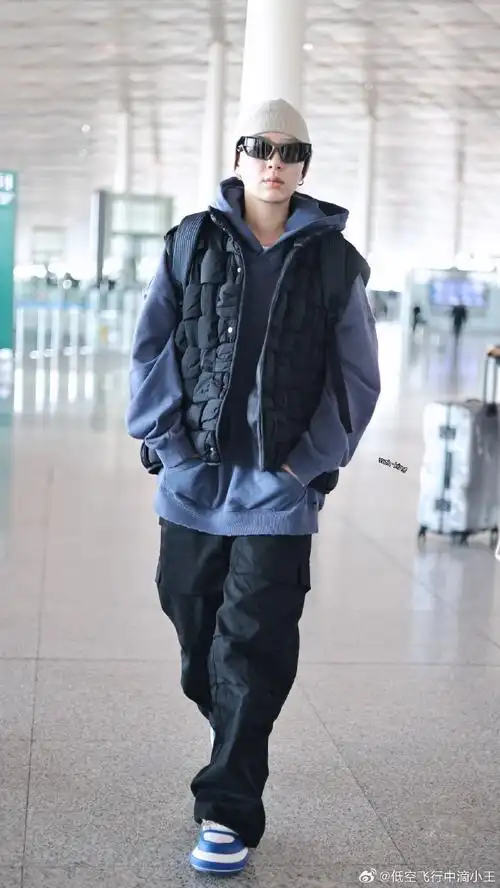 李斯丹妮2023全息ep