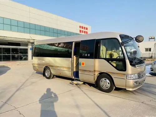 一汽丰田考斯特【12座】现车足回馈放价