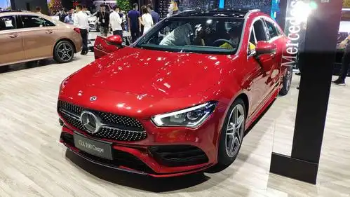 2020年成都车展全新奔驰cla四门轿跑车实车