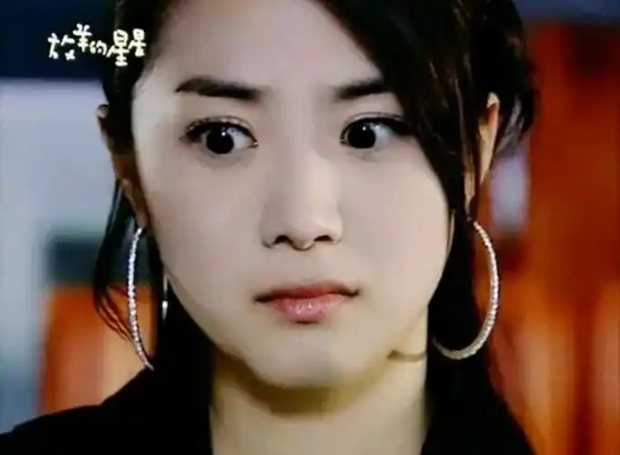 放羊的星星女主刘荷娜丧偶式育儿告白像死人一样生活