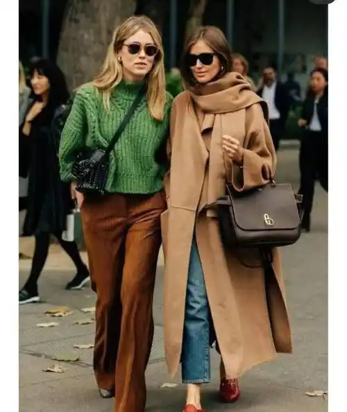 浅咖色搭配这10个颜色:温柔气质又高级,"美拉德"氛围感拉满_浅棕色