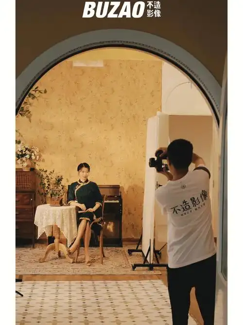 片场直击拍摄花絮室内婚纱照真的好美