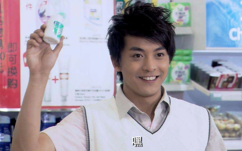 李佳航 我为益达做了10年广告!没拿一分代言费!益达官方神回复