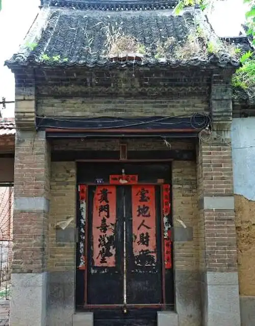 农村宅院大门颜色暗藏玄机 竟有这么多讲究