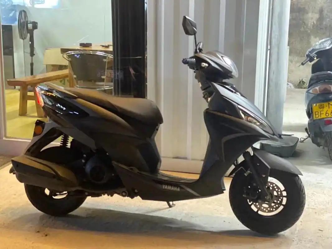 2018年雅马哈福喜 雅马哈as125福禧 2018年8000km 极品车况 前后