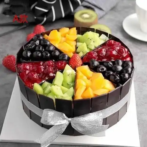 欧式水果夹心蛋糕图片