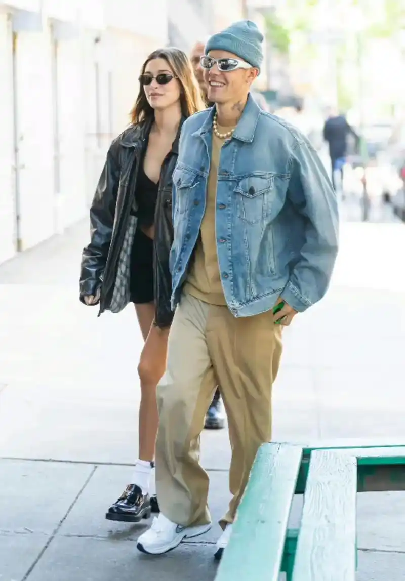 这两人的穿搭也是绝绝子!#haileybieber #jus - 抖音