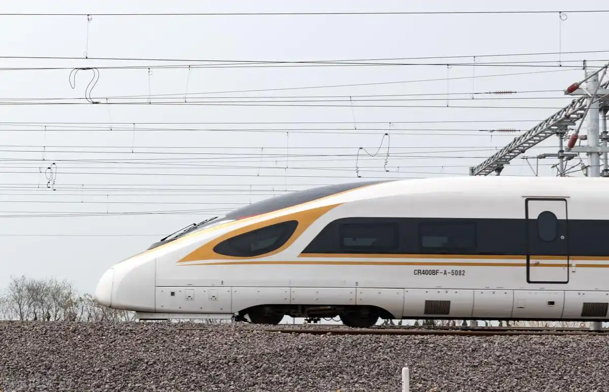 原创中国高铁领先世界难道造不出青藏铁路火车头为啥从美国进口