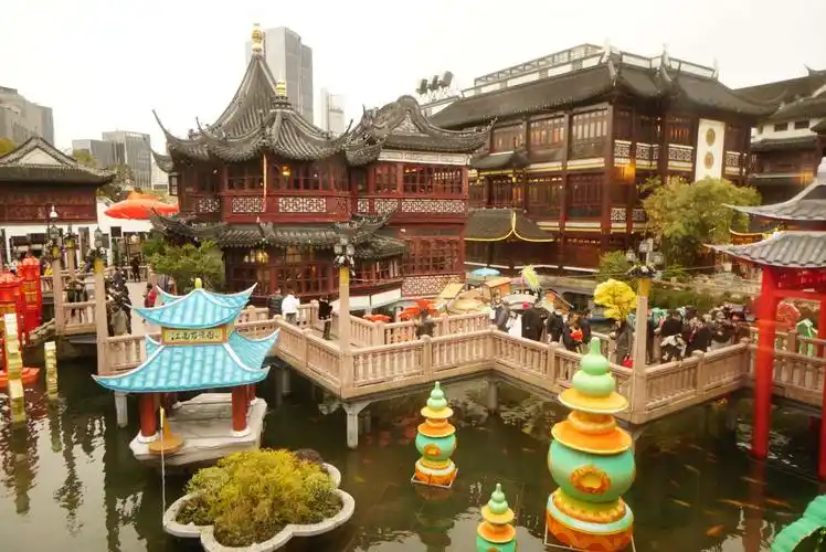 上海城隍庙拍灯