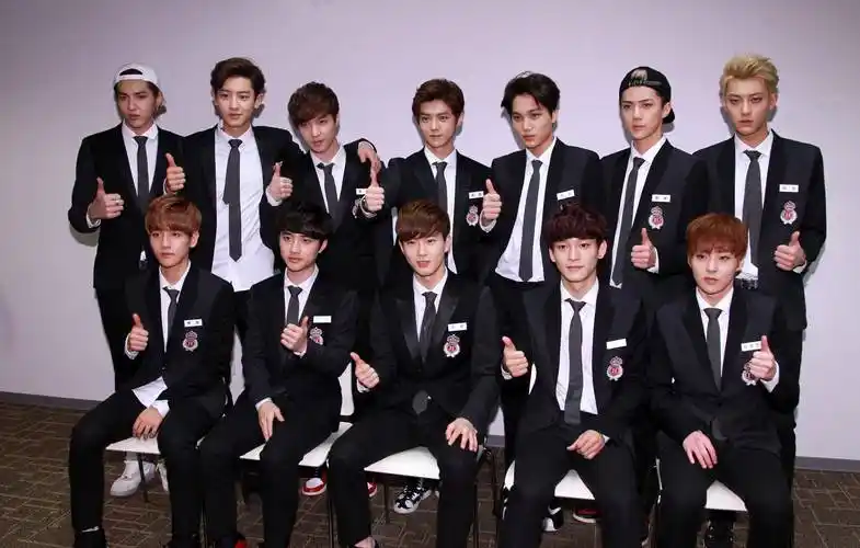 就像是很多年以后无人能去质疑exo的辉煌是一样,留下了五连大赏,几张