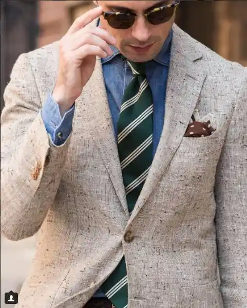 穿西装的男人才是世界上最毒的药