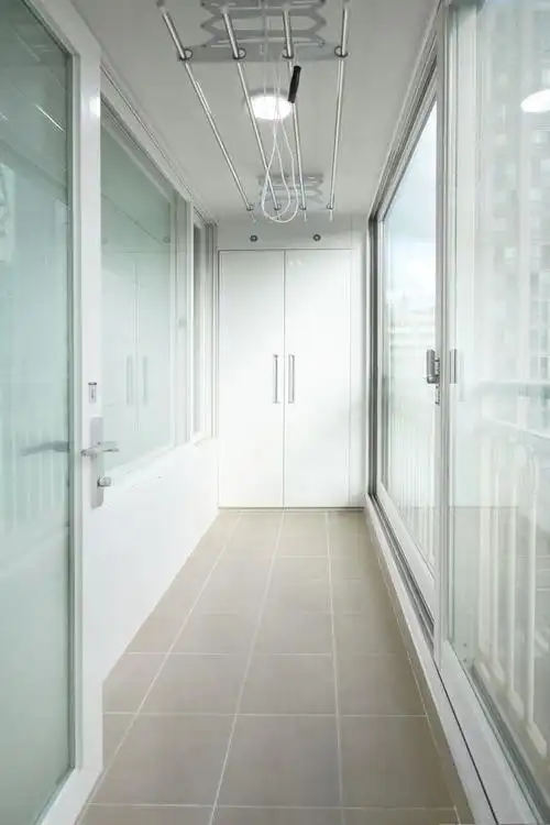 如果是你们,阳台是选里侧外侧一分为二,还是左右一分为二呢?