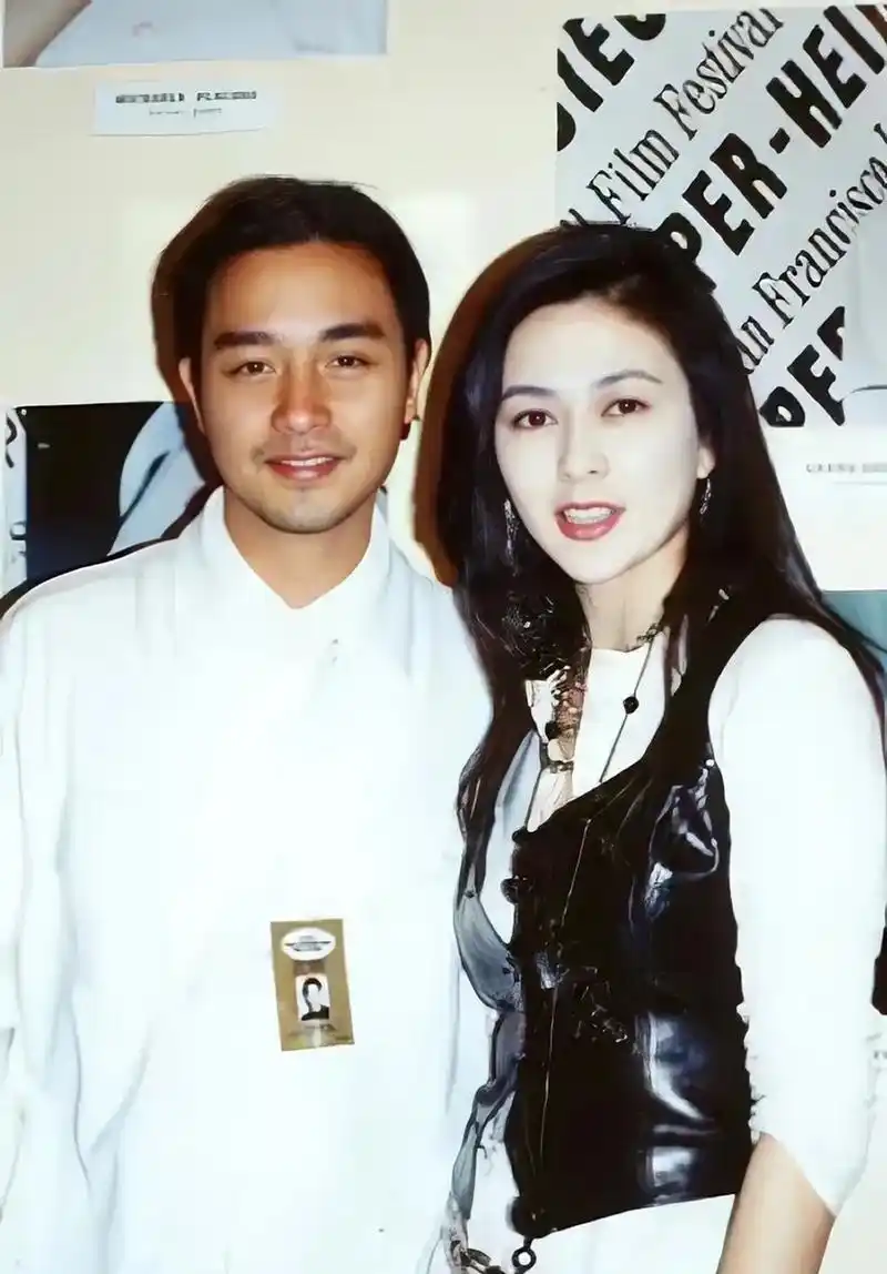 张国荣和各大女星的合照,每一张都是经典