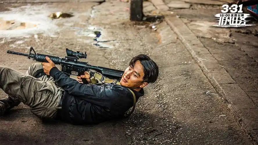 非凡任务公映曝终极海报四大看点打响新主旋律