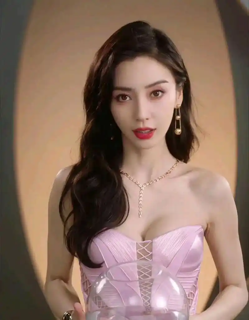 angelababy#明星性感写真# #养眼美女